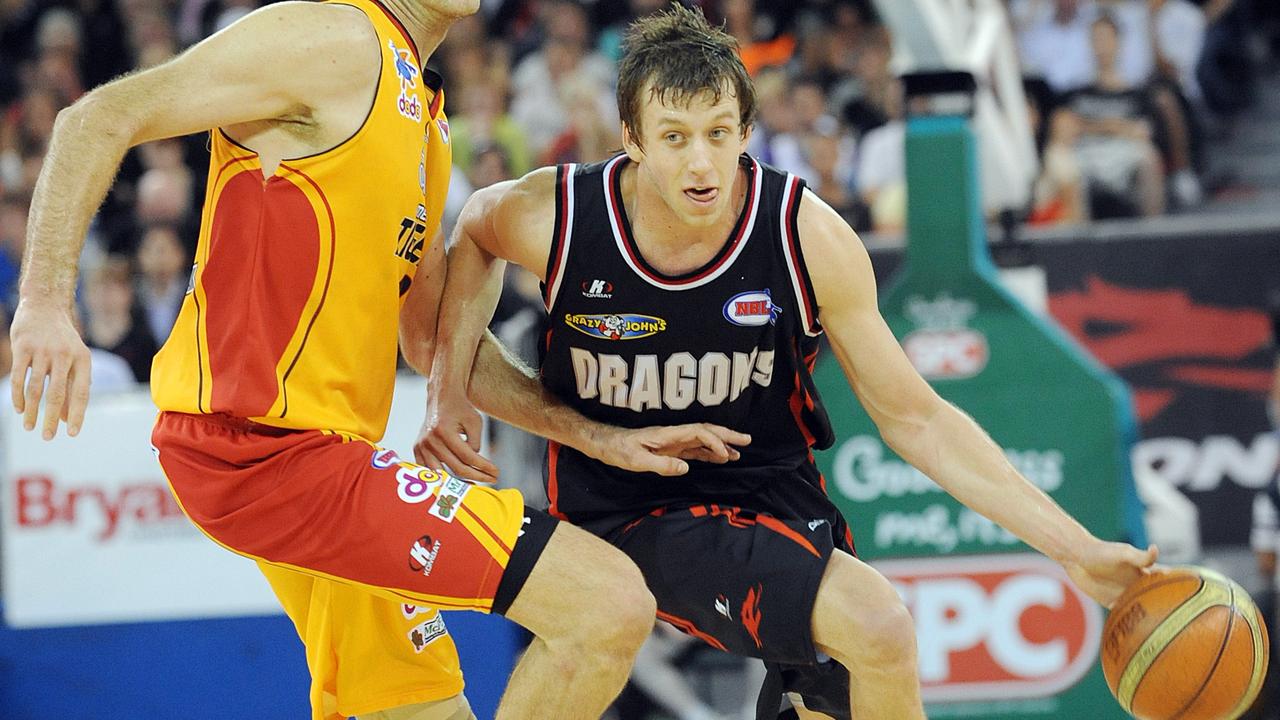 (L-R) Chris Anstey and Joe Ingles.