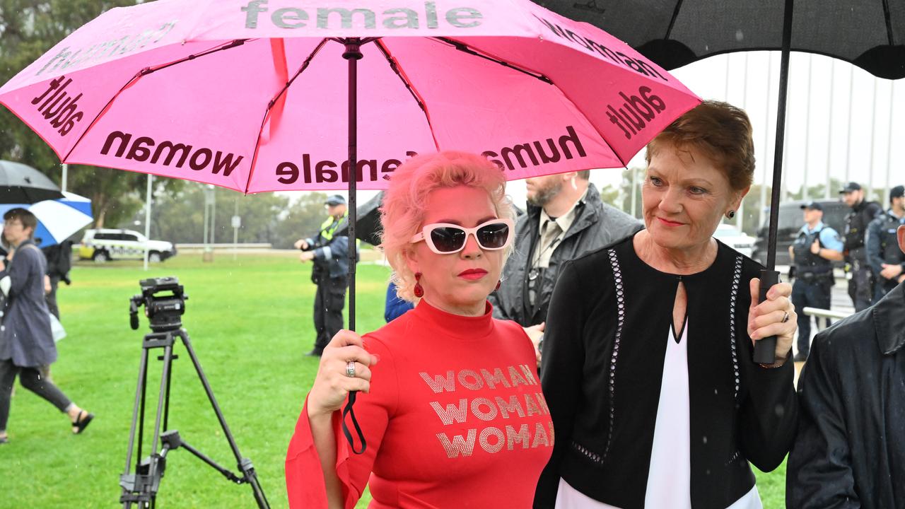 Kellie-Jay Keen-Minshull and Pauline Hanson 