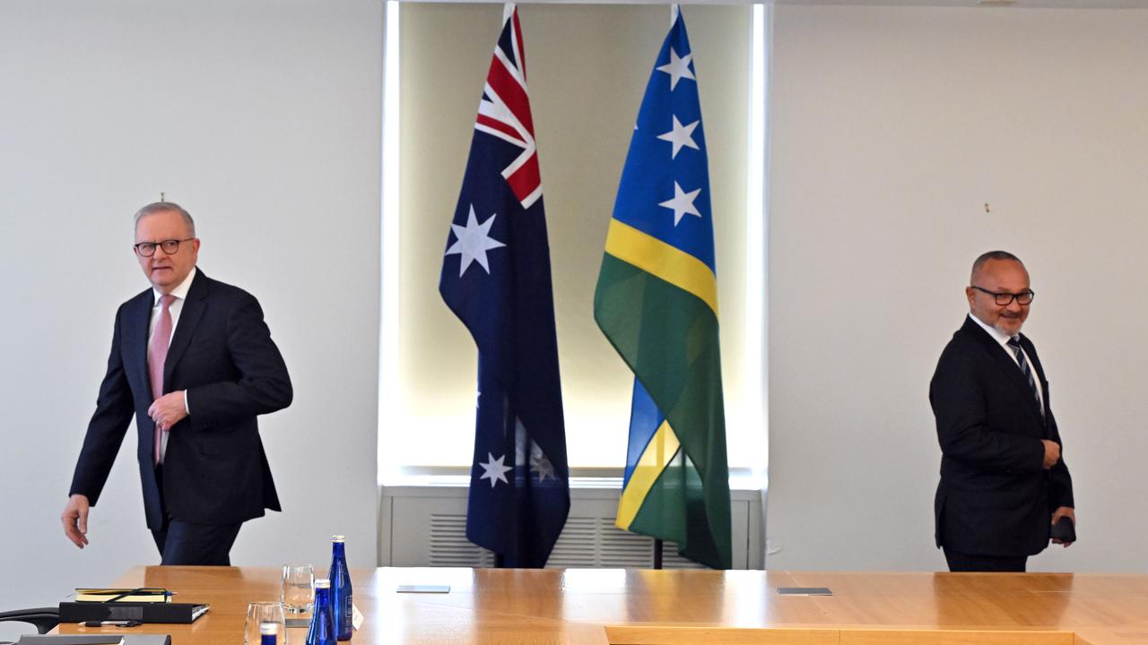 Anthony Albanese and Solomon Islands Prime Minister Matthew Wale