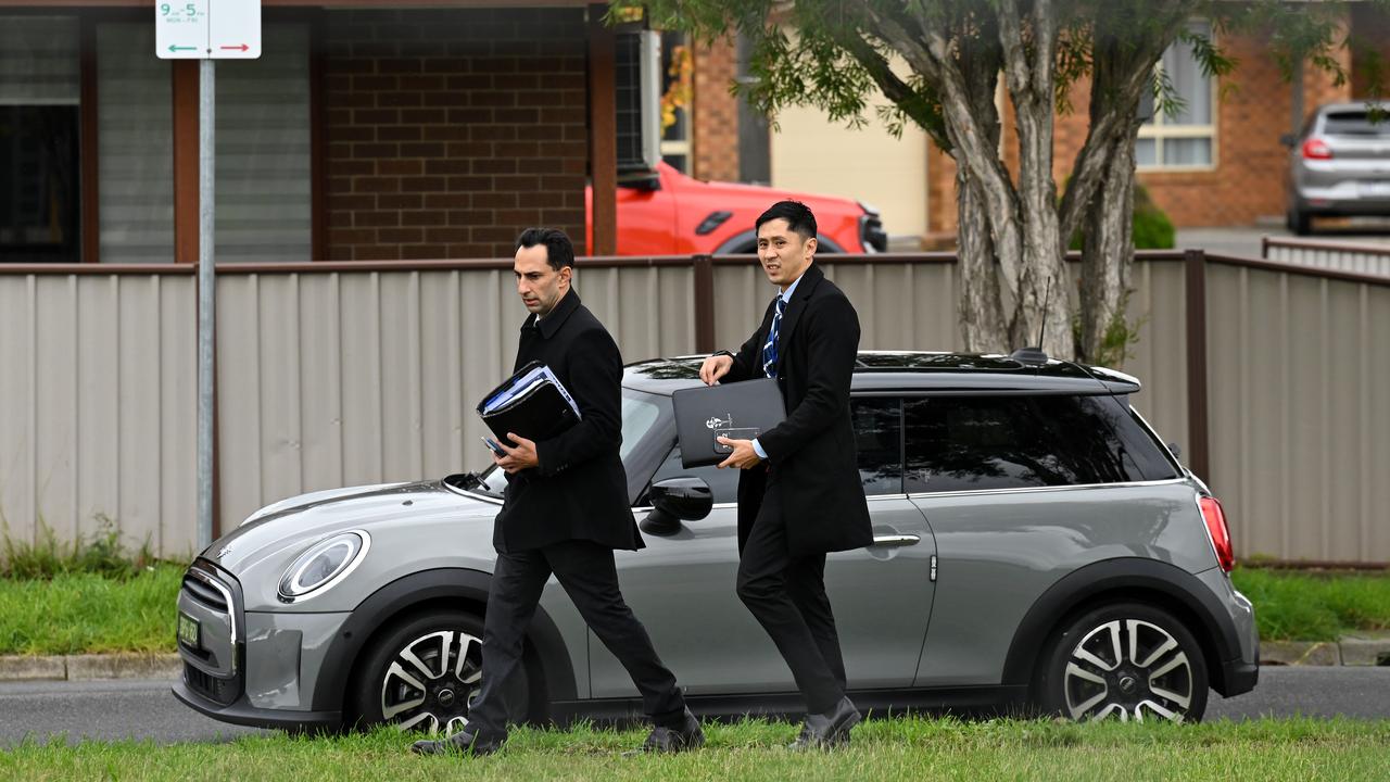 detectives 