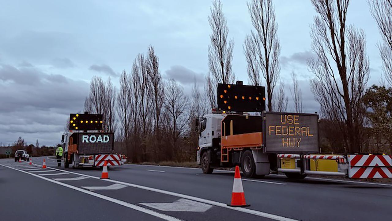 HUME HIGHWAY TRUCK CRASH
