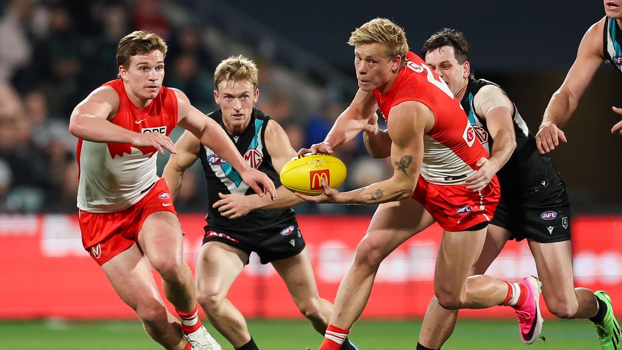 Isaac Heeney.