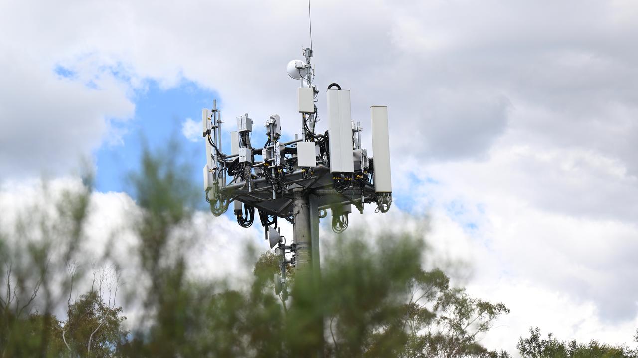 MOBILE PHONE TOWER STOCK