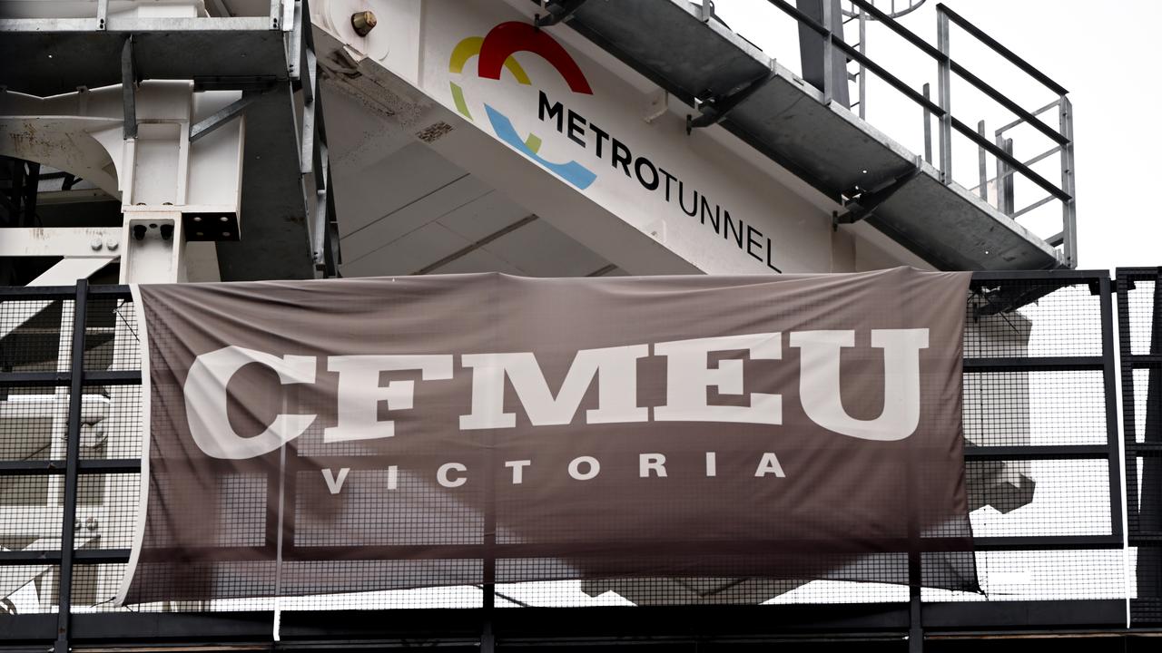 CFMEU signage at a Metro Tunnel site