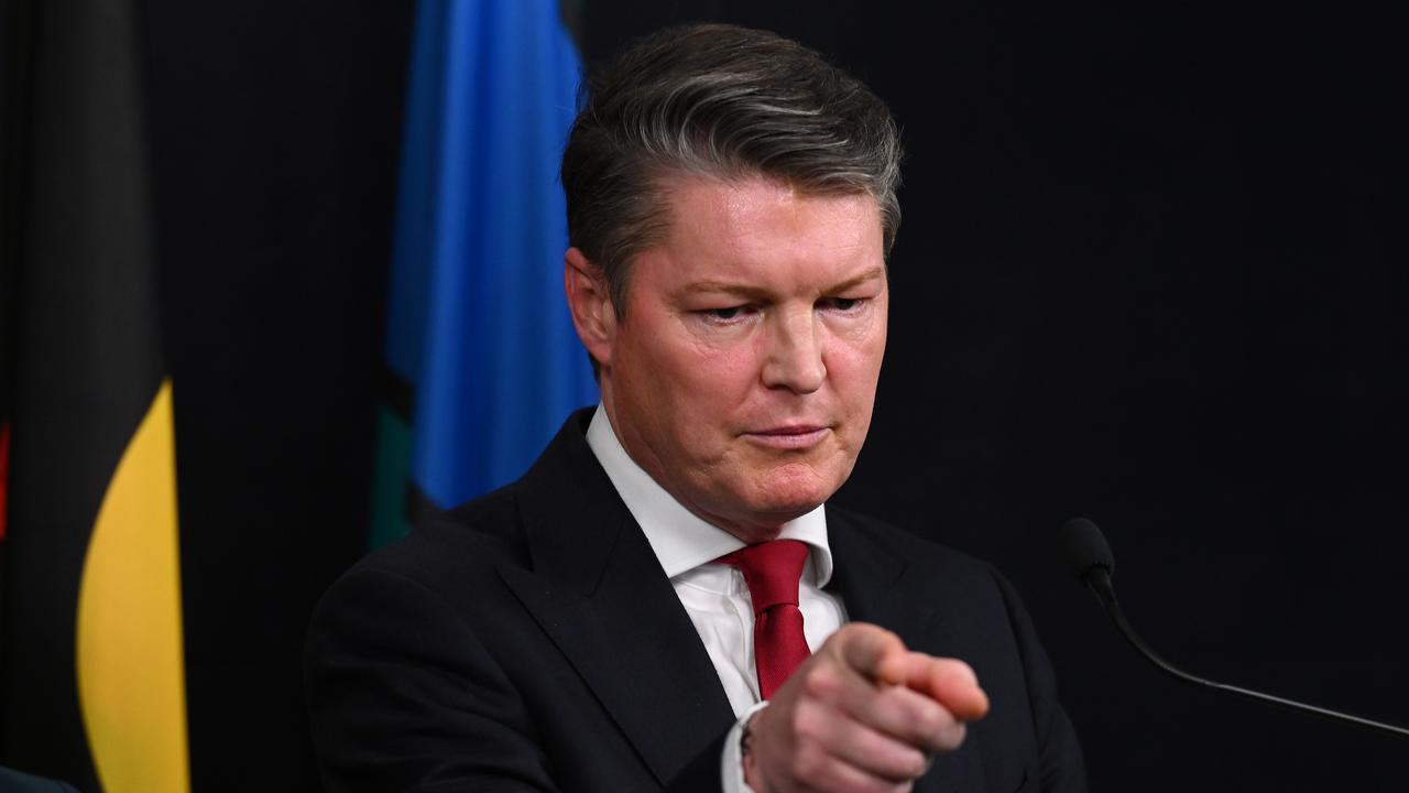Victorian Premier Ben Carroll speaks to media