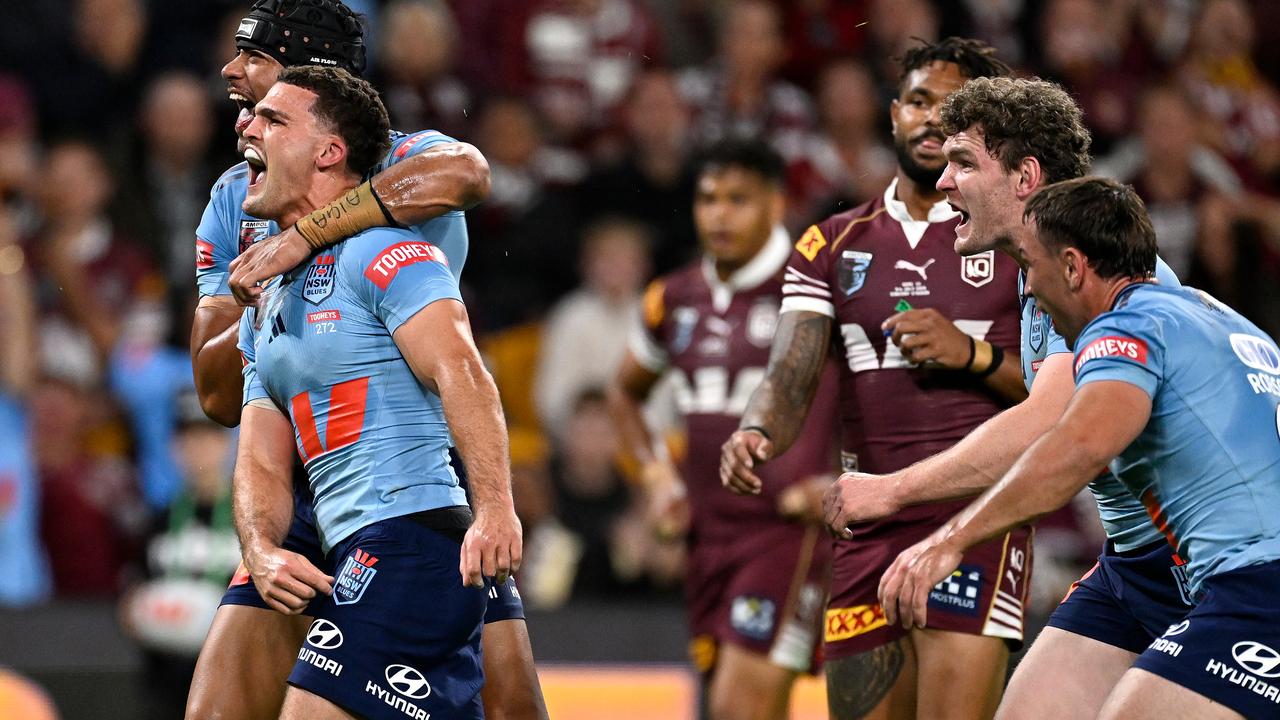 Nathan Cleary of the Blues (left)