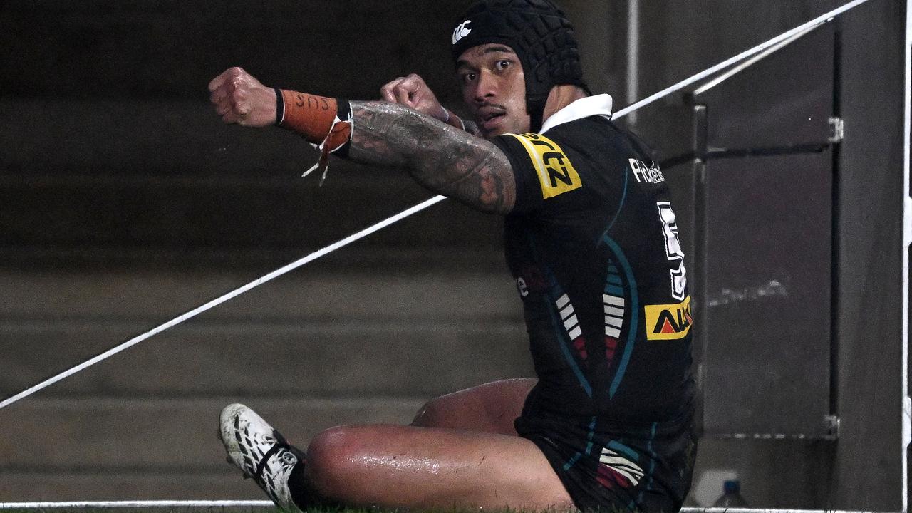 Brian To'o of the Panthers