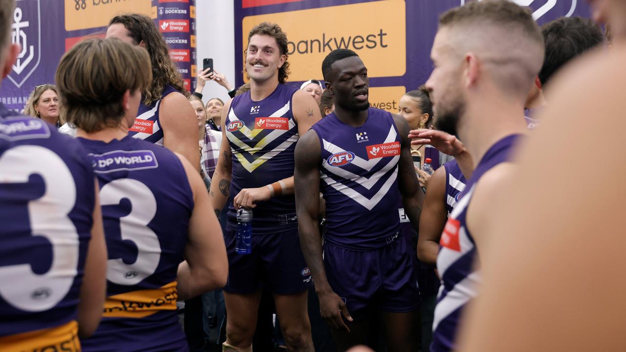 Dockers win.