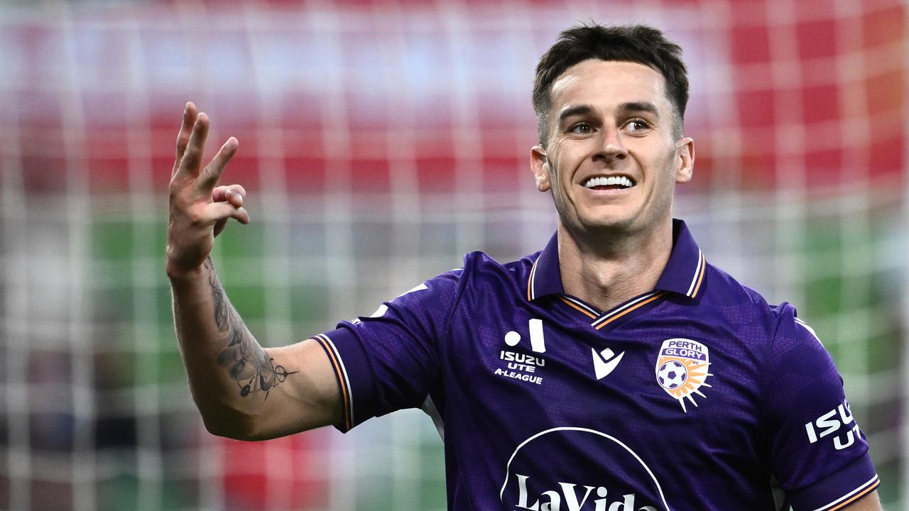English import Tom Lawrence