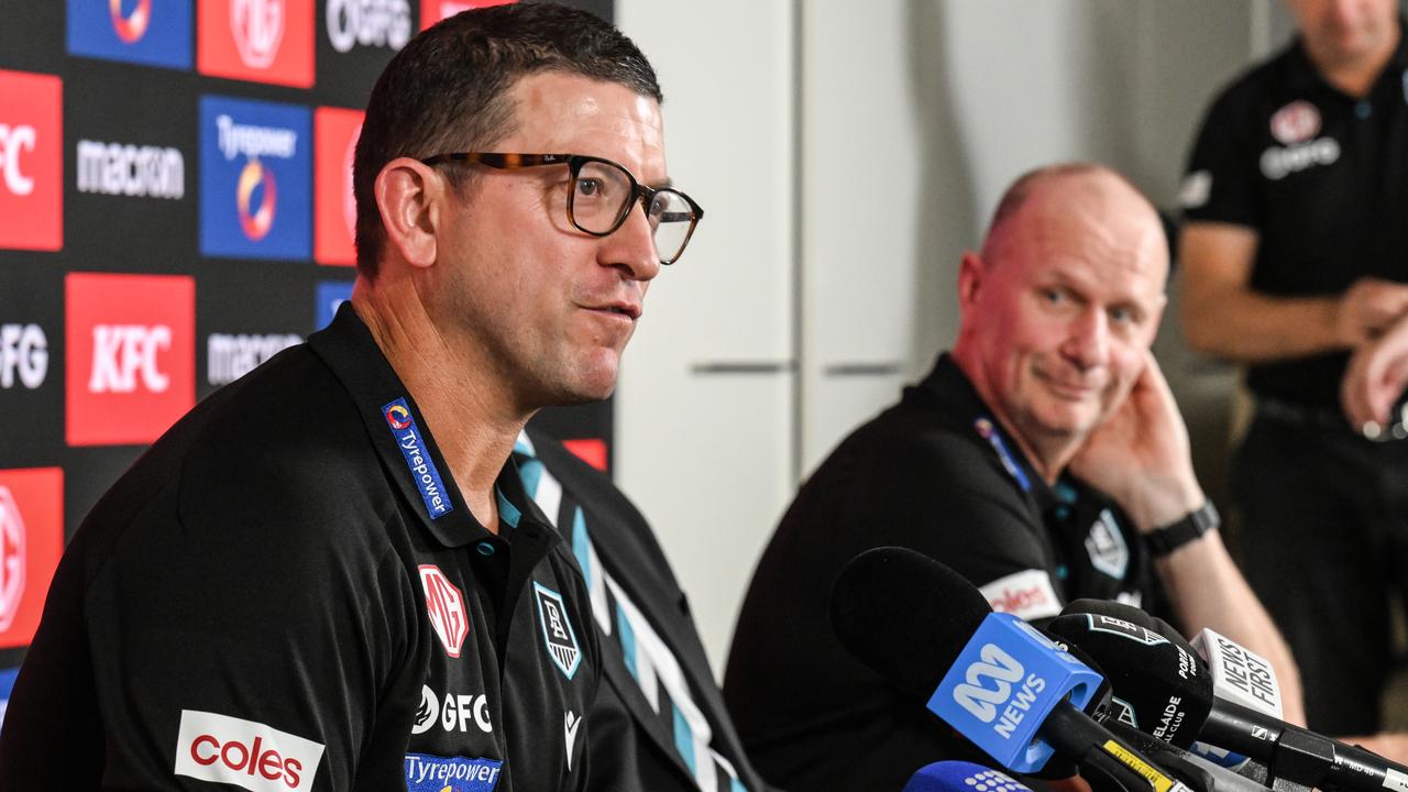 (L-R) Josh Carr and Ken Hinkley.
