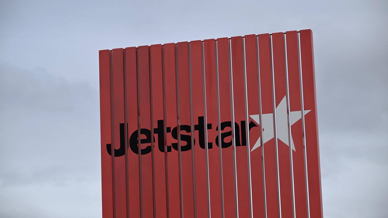 Jetstar sign at Avalon Airport (file)