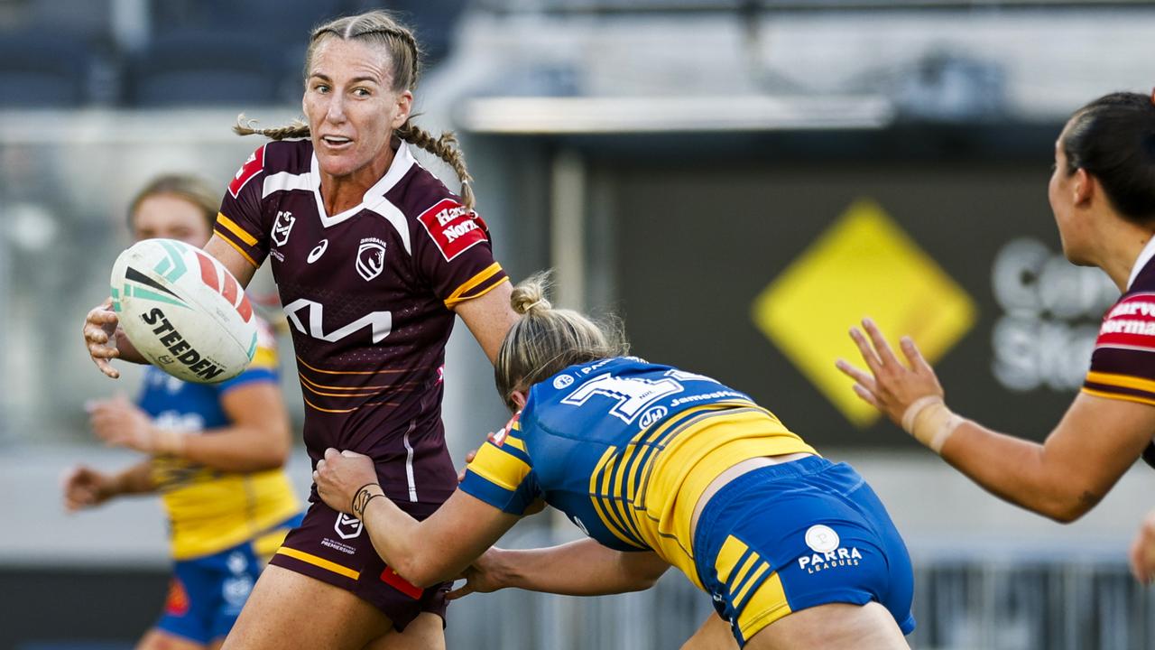 Ali Brigginshaw of the Broncos