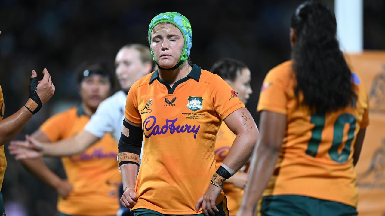 Back-rower Lily Bone.