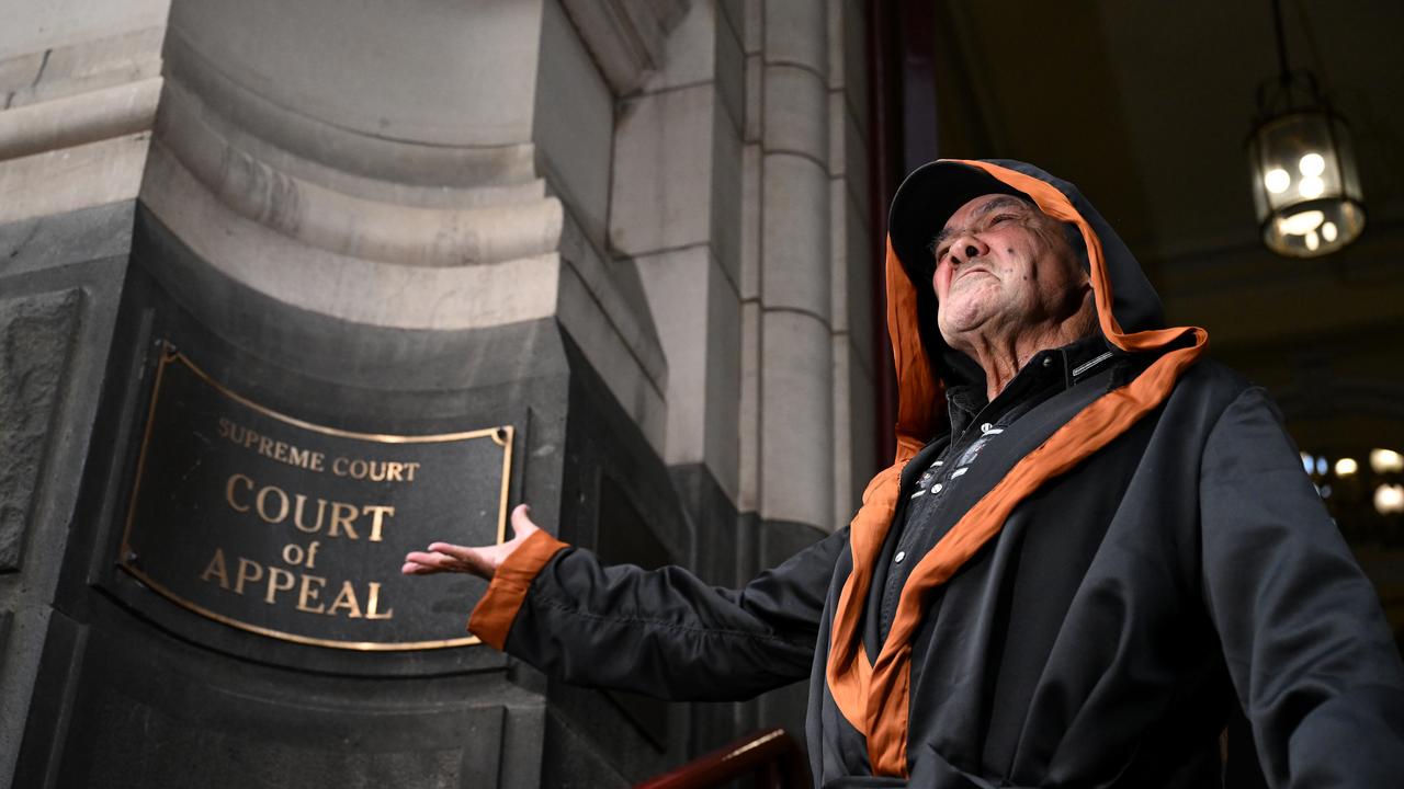 Thorpe at Court of Appeal signage