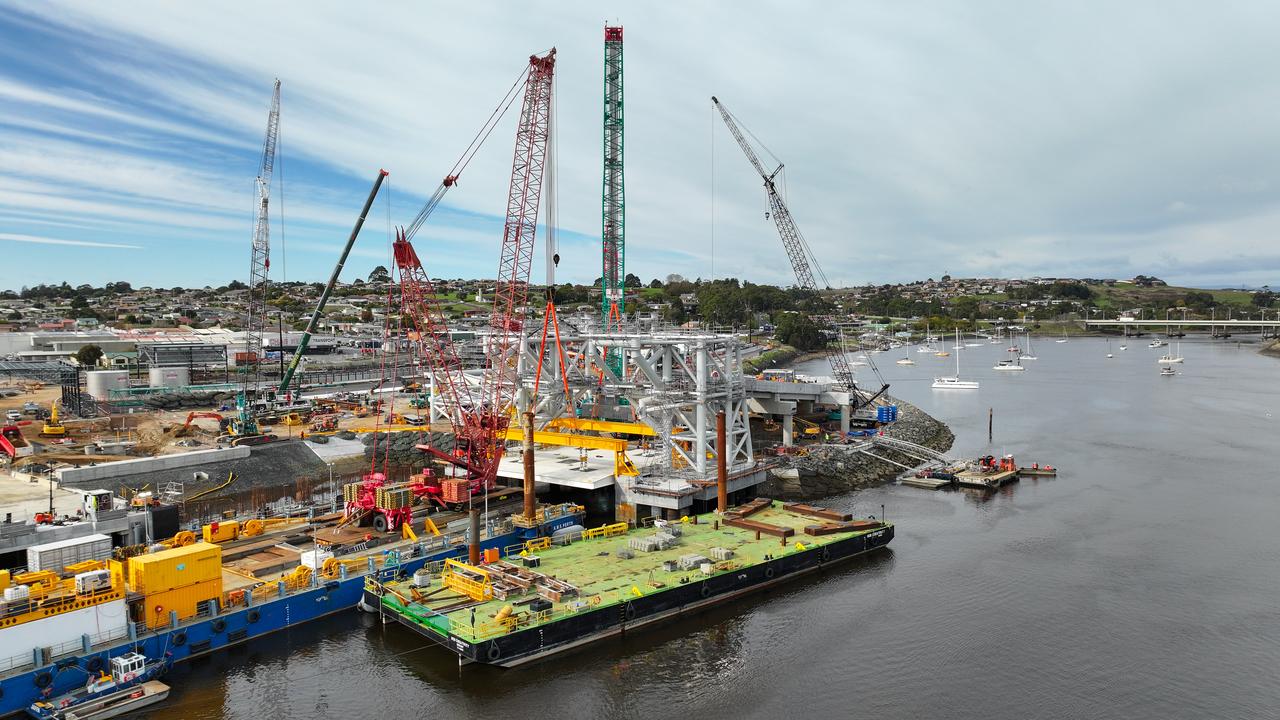 Construction of the new Spirit of Tasmania ferry berth