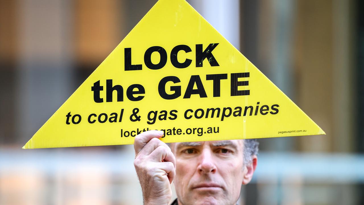 Lock the Gate sign (file)