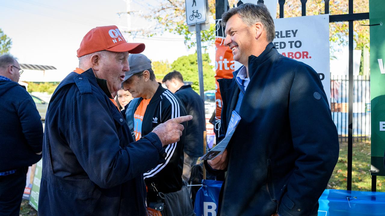 Angus Taylor and a One Nation voter