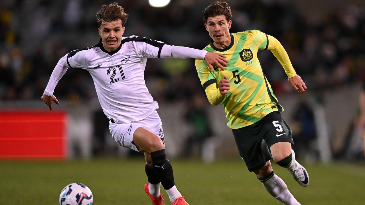 (L-R) Callan Elliot and Jordan Bos.